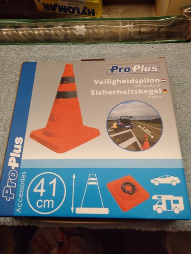 Verkehrskegel warnkegel - verkehrskegel, /